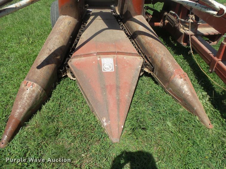 image for item DB7420 Hesston 7155 forage harvester