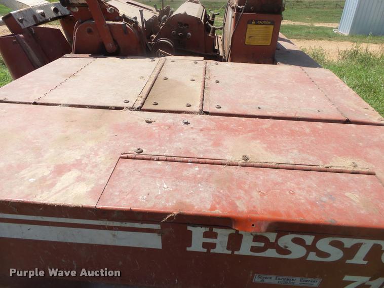 image for item DB7420 Hesston 7155 forage harvester