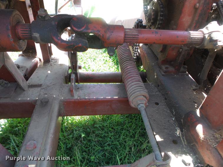 image for item DB7420 Hesston 7155 forage harvester