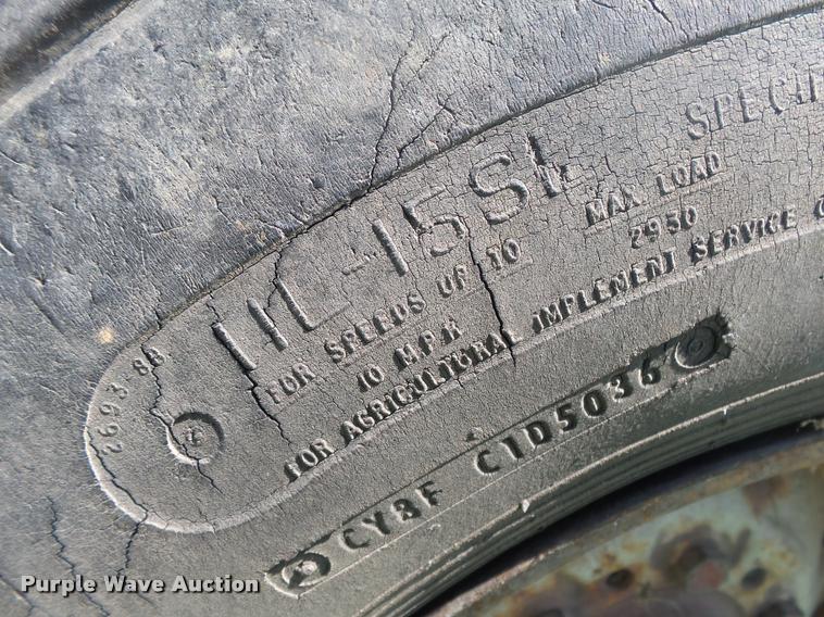 image for item DB7420 Hesston 7155 forage harvester