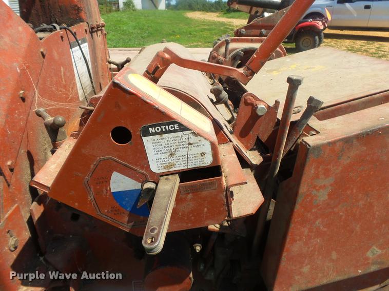 image for item DB7420 Hesston 7155 forage harvester