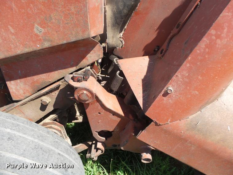 image for item DB7420 Hesston 7155 forage harvester