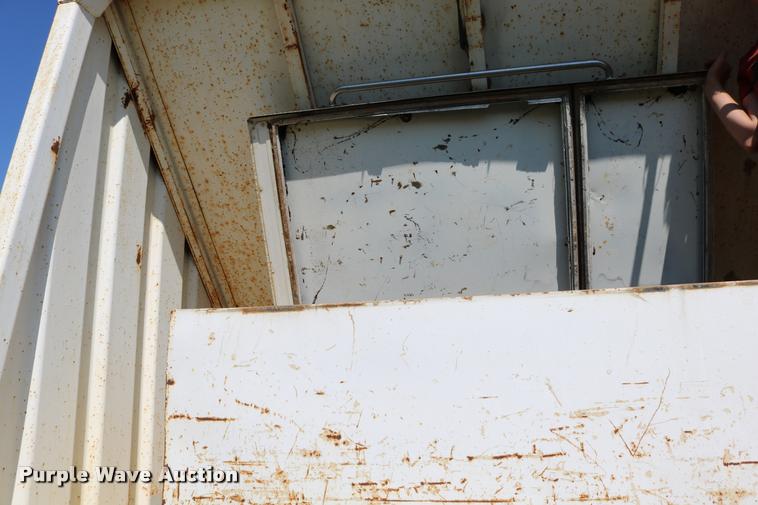 image for item DB9354 2006 shop built double hopper bottom grain trailer