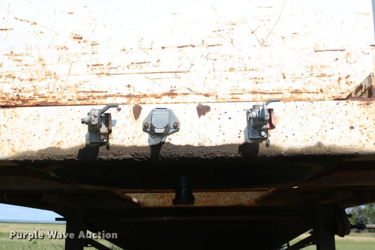 image for item DB9354 2006 shop built double hopper bottom grain trailer