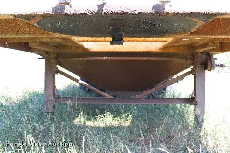 image for item DB9354 2006 shop built double hopper bottom grain trailer