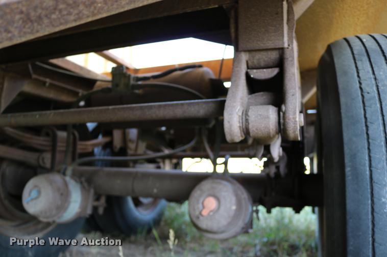 image for item DB9354 2006 shop built double hopper bottom grain trailer