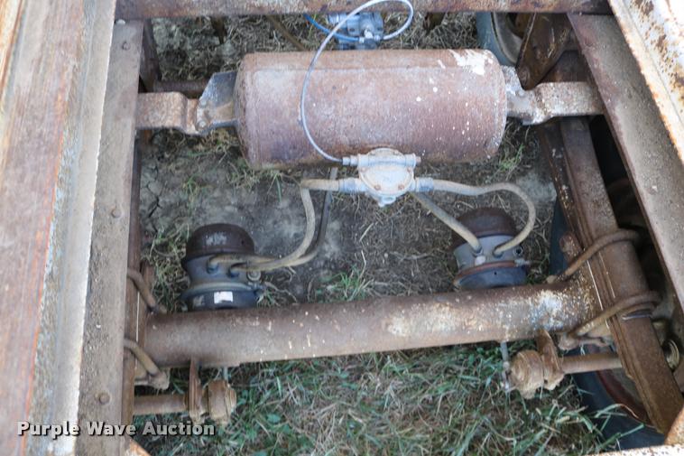 image for item DB9354 2006 shop built double hopper bottom grain trailer