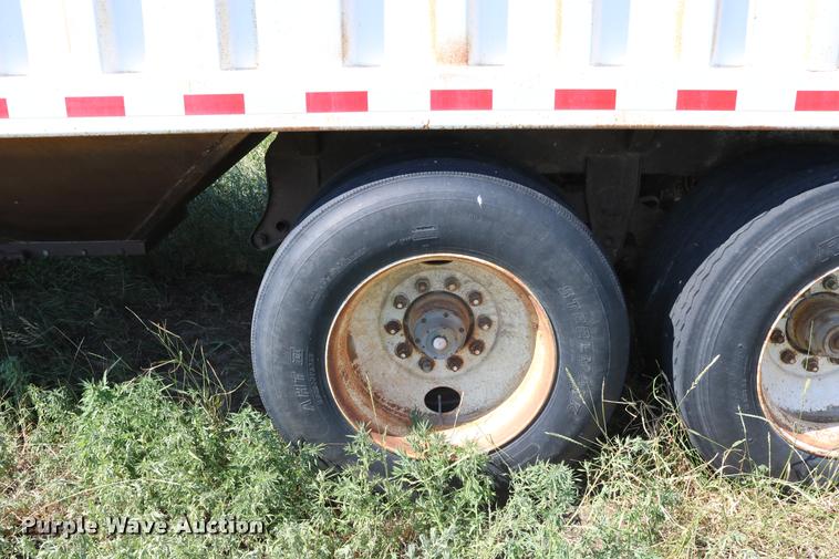 image for item DB9354 2006 shop built double hopper bottom grain trailer