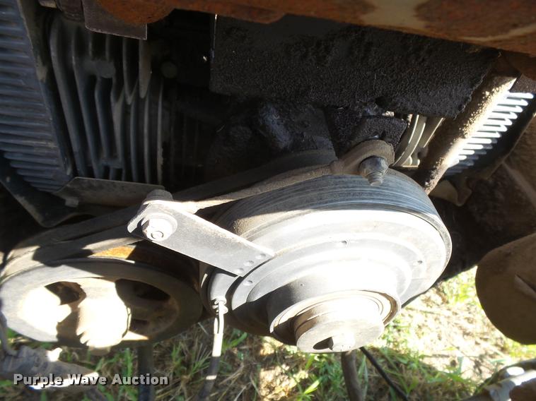 image for item DC3892 John Deere F910 lawn mower