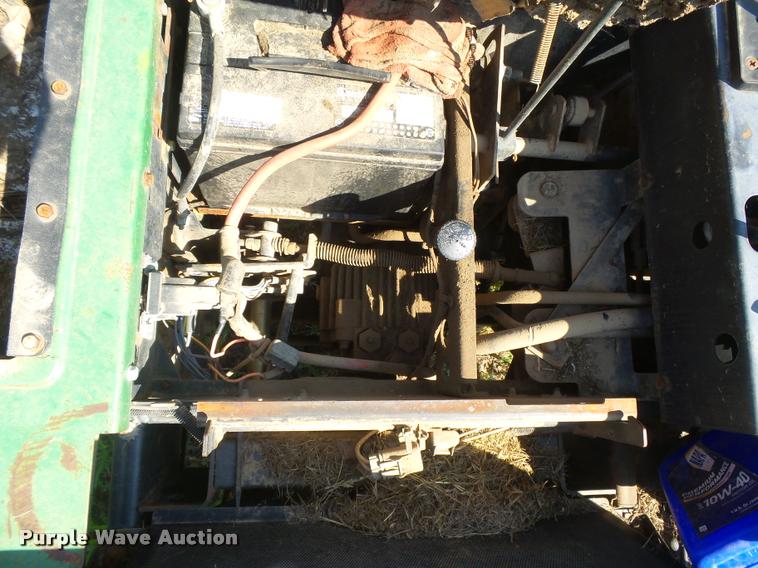 image for item DC3892 John Deere F910 lawn mower