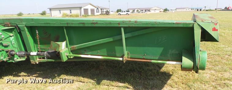 image for item DC3894 1996 John Deere 1253A row crop head