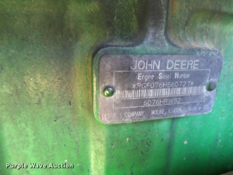 image for item DC3932 1995 John Deere 8570 tractor