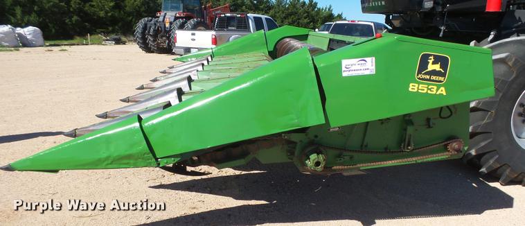 image for item DC3935 1985 John Deere 853A all crop head
