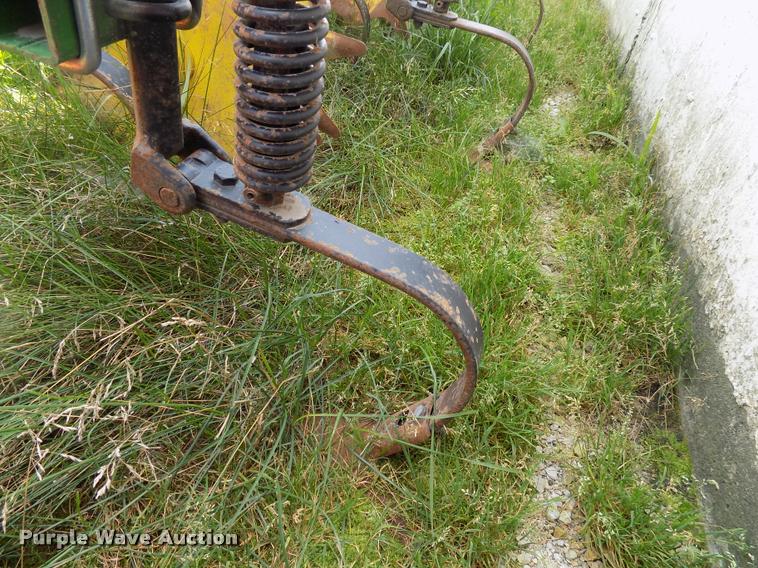 image for item DC4940 John Deere 825 field cultivator