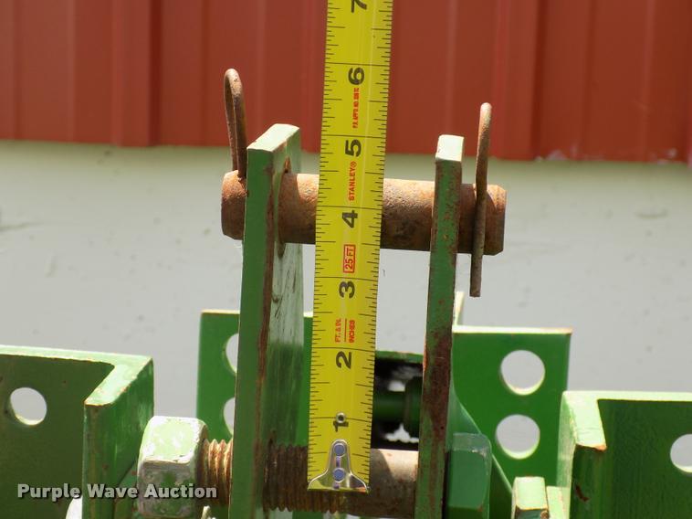 image for item DC4940 John Deere 825 field cultivator