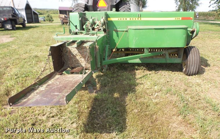 image for item DC5388 1975 John Deere 336 small square baler