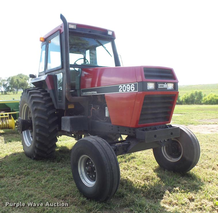 image for item DC5389 1988 Case IH 2096 tractor