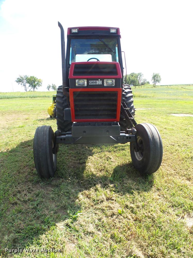 image for item DC5389 1988 Case IH 2096 tractor