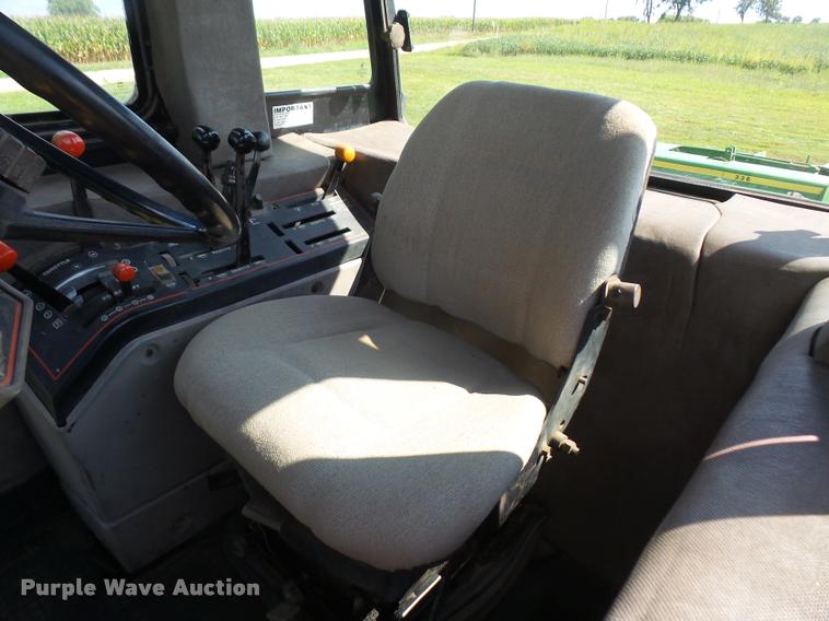 image for item DC5389 1988 Case IH 2096 tractor