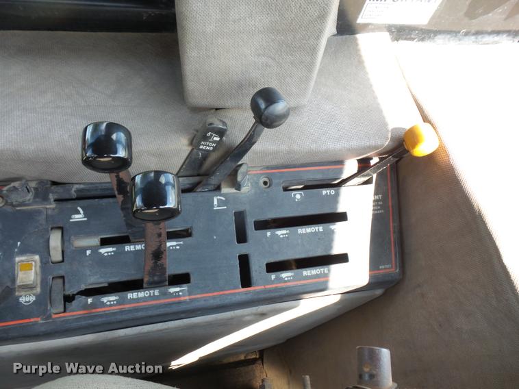 image for item DC5389 1988 Case IH 2096 tractor