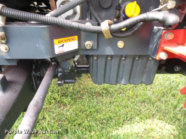 image for item DC5412 2000 Massey-Ferguson 1240 MFWD tractor