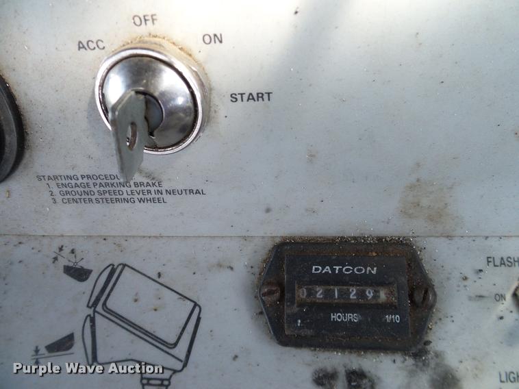 image for item DG9968 Case IH 8825HP self-propelled windrower