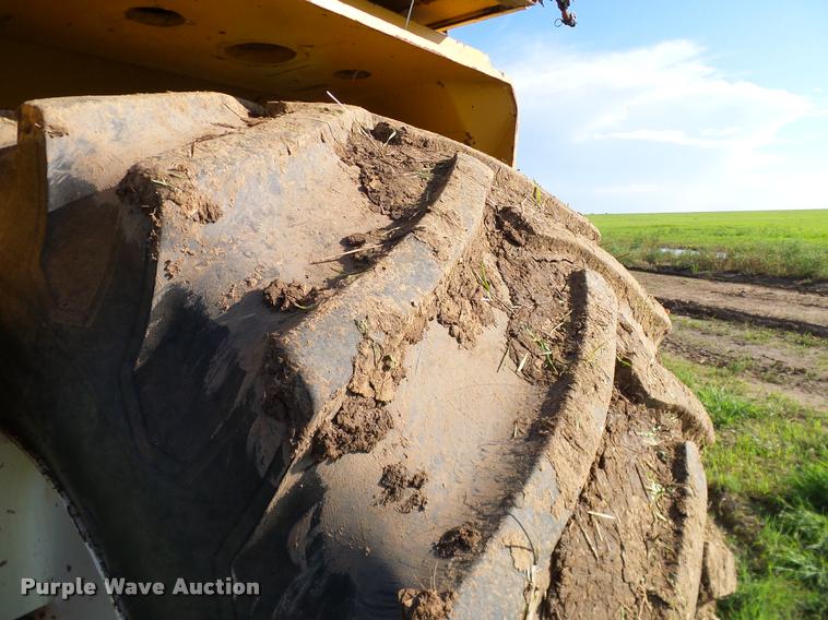 image for item DG9971 Ag-Chem TerraGator 1603 self-propelled sprayer