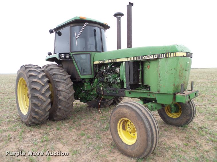 image for item DG9979 1980 John Deere 4840 tractor