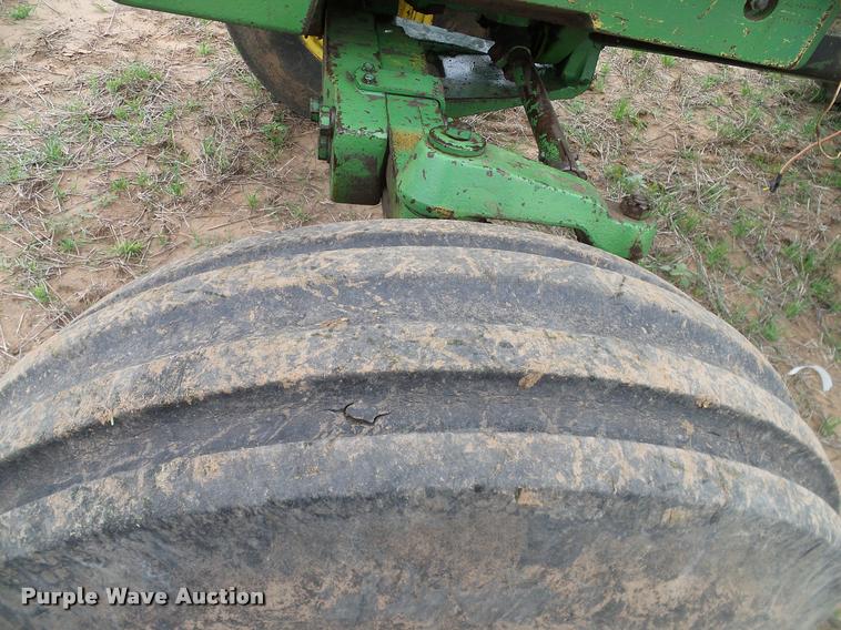 image for item DG9979 1980 John Deere 4840 tractor