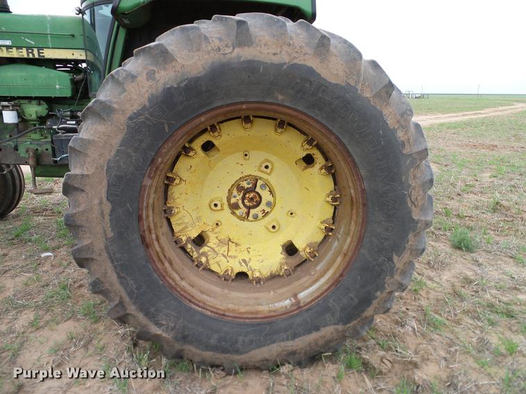 image for item DG9979 1980 John Deere 4840 tractor