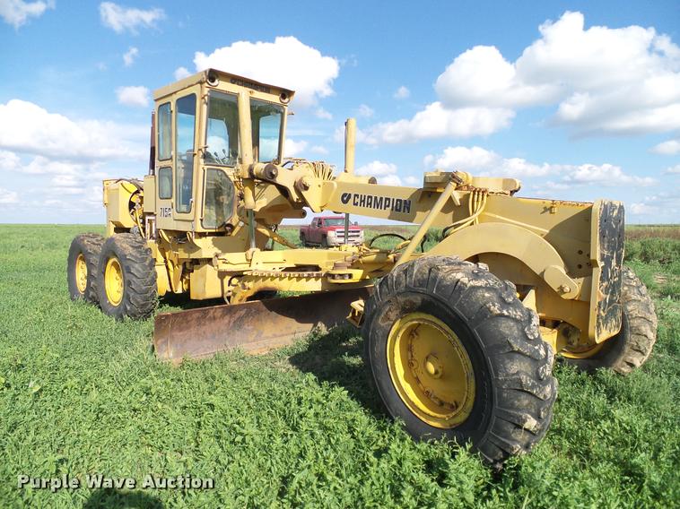 image for item DG9984 1978 Champion 715A motor grader