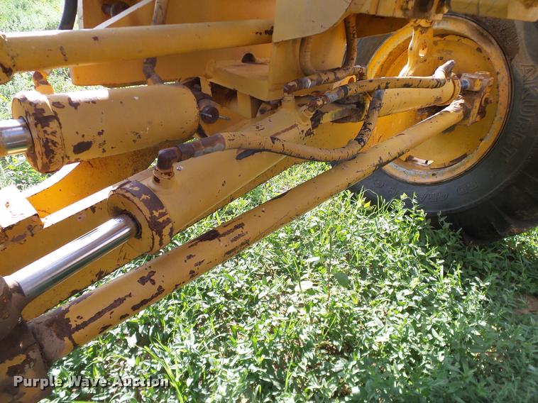 image for item DG9984 1978 Champion 715A motor grader