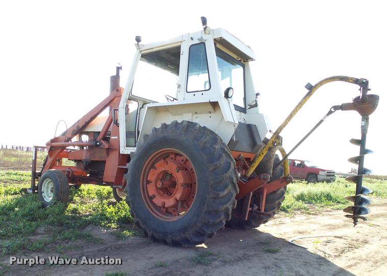 image for item DG9988 1975 Case 1070 tractor