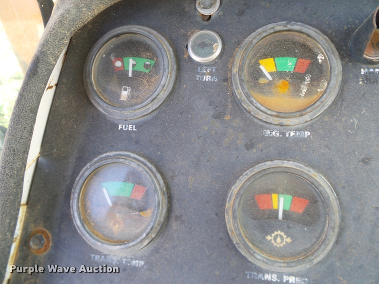 image for item DG9988 1975 Case 1070 tractor