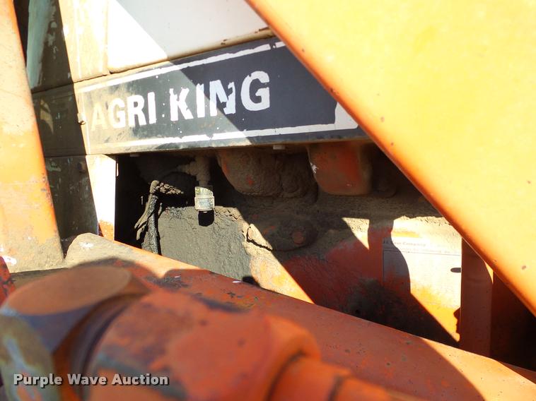 image for item DG9988 1975 Case 1070 tractor