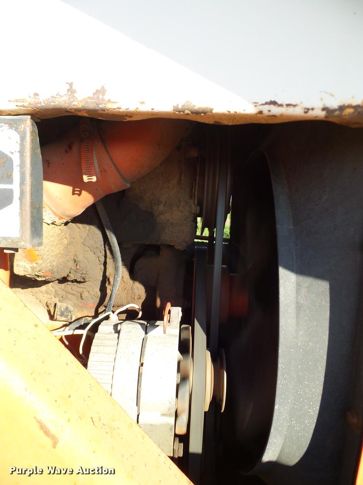 image for item DG9988 1975 Case 1070 tractor