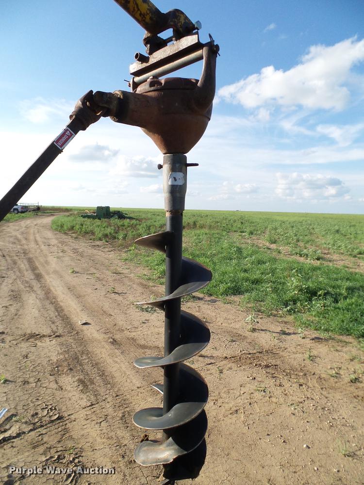 image for item DG9988 1975 Case 1070 tractor