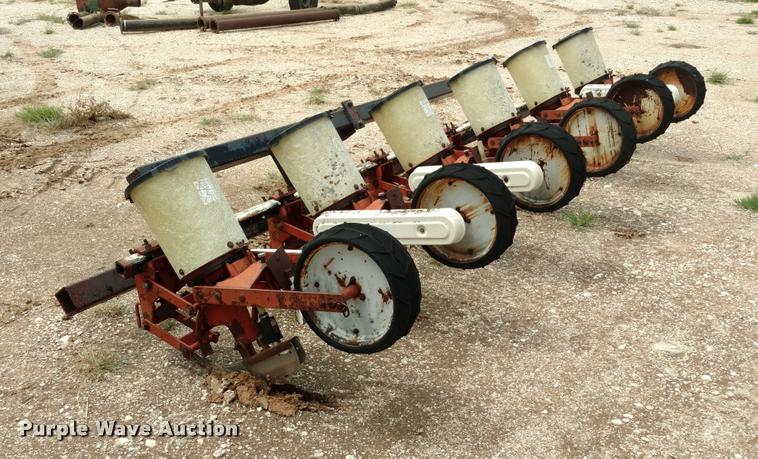 image for item DI9826 International planter