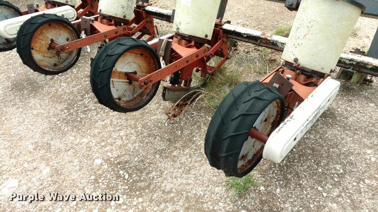 image for item DI9826 International planter