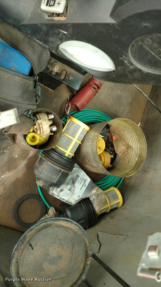 image for item DI9827 Case IH FLX4300 self-propelled sprayer