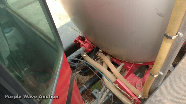 image for item DI9827 Case IH FLX4300 self-propelled sprayer