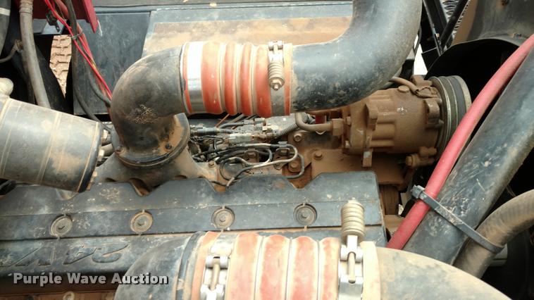 image for item DI9827 Case IH FLX4300 self-propelled sprayer