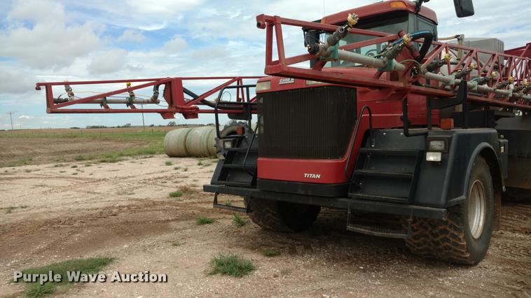 image for item DI9827 Case IH FLX4300 self-propelled sprayer