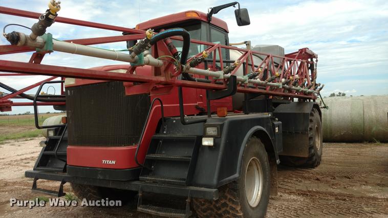 image for item DI9827 Case IH FLX4300 self-propelled sprayer