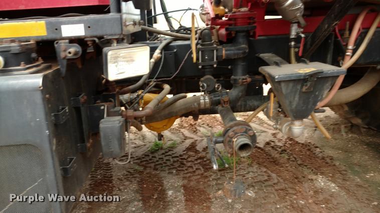 image for item DI9827 Case IH FLX4300 self-propelled sprayer