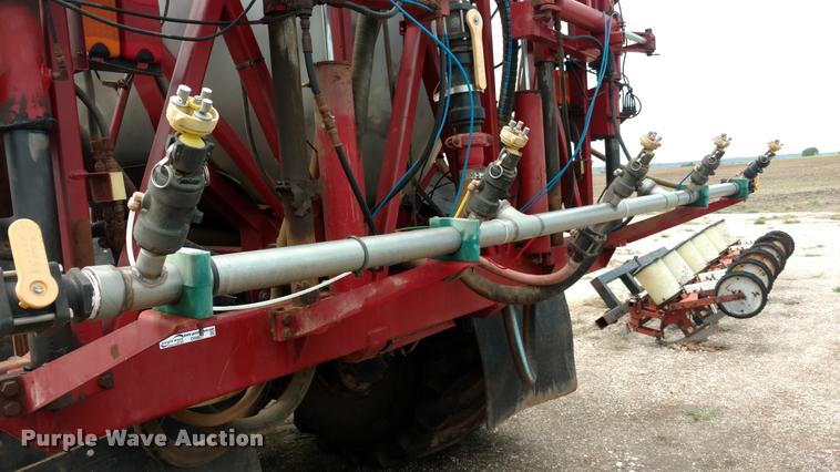 image for item DI9827 Case IH FLX4300 self-propelled sprayer