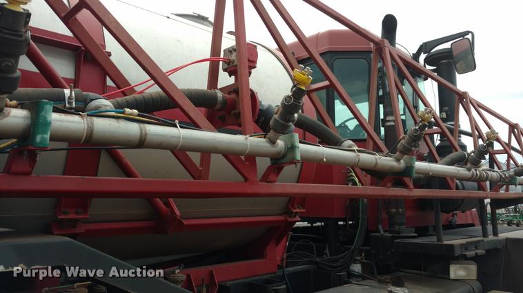 image for item DI9827 Case IH FLX4300 self-propelled sprayer