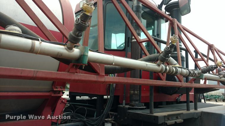 image for item DI9827 Case IH FLX4300 self-propelled sprayer