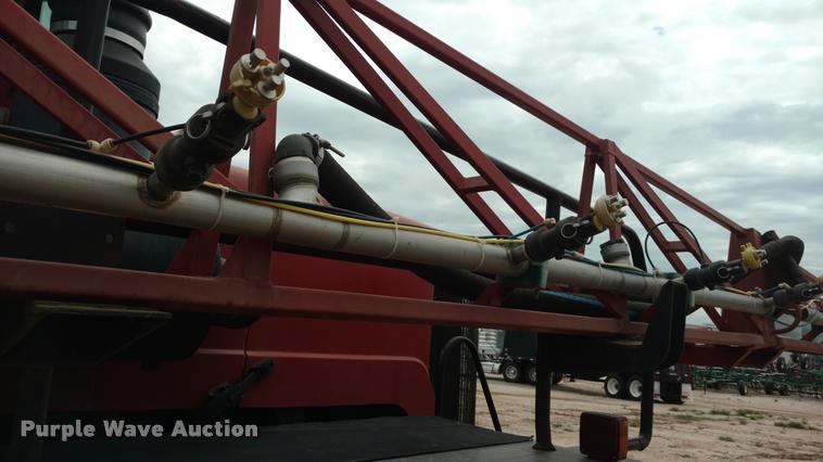 image for item DI9827 Case IH FLX4300 self-propelled sprayer