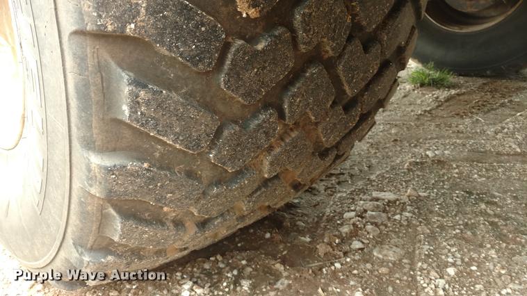 image for item DI9827 Case IH FLX4300 self-propelled sprayer